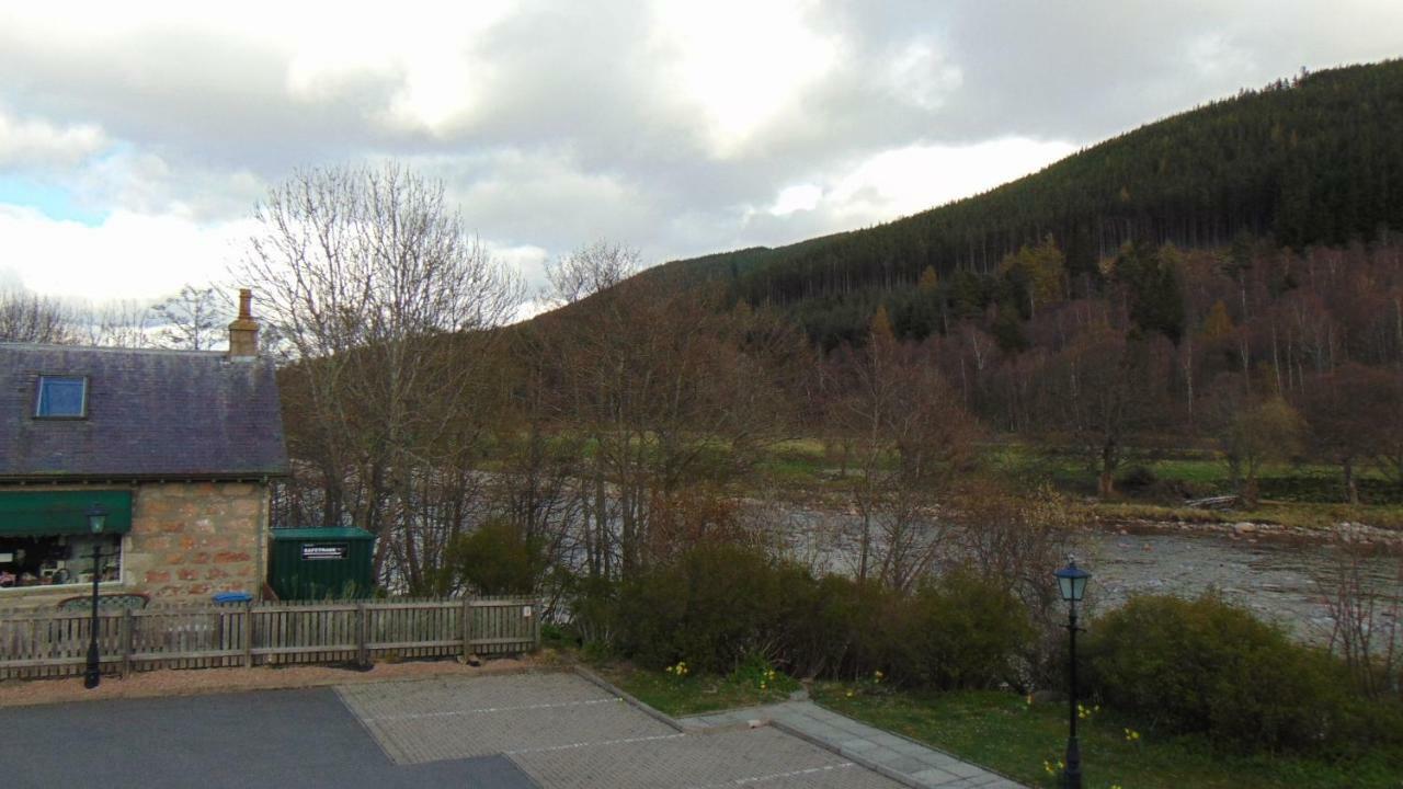Appartement Montclaire à Ballater Extérieur photo