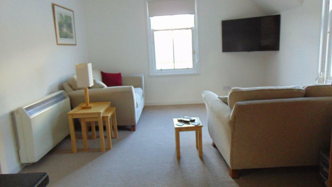Appartement Montclaire à Ballater Extérieur photo